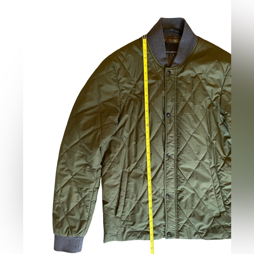 Banana Republic TALL Water Resistant Quilted Bomber Jacket - Size Medium Tall - Picture 5 of 14